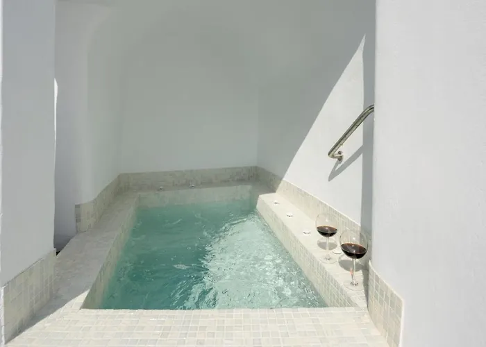 Betty's Santorini Casa de Férias Karterádos