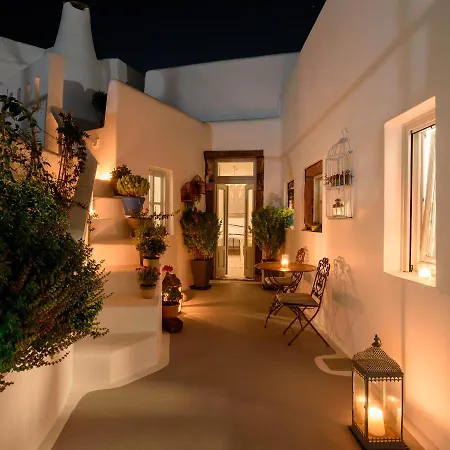 Betty's Santorini Ferienhaus