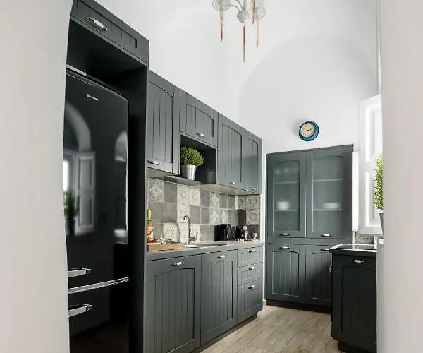 Betty's Santorini بيت للعطل