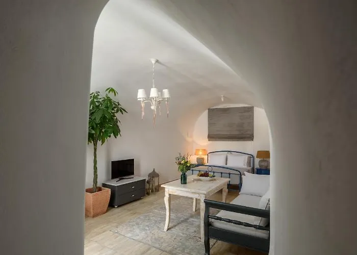 Betty's Santorini * كارتيرادوس