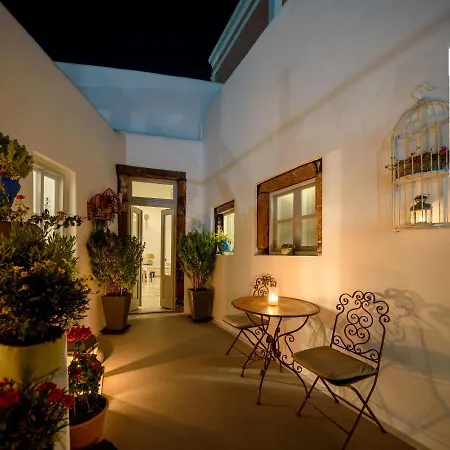 Betty's Santorini Nyaraló